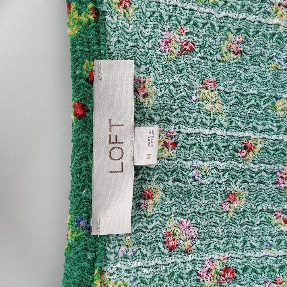 Loft Pullover Blouse Size Medium Green Stretch Fl… - image 2